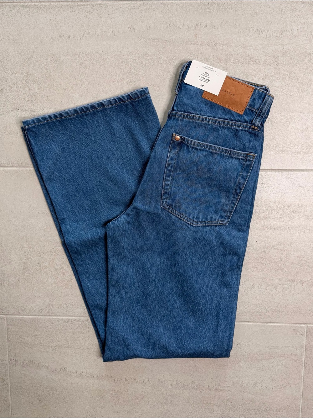H&M High-Waist Wide Leg Jeans in Medium Blue